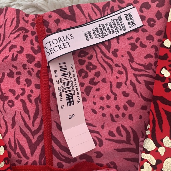 Victoria Secret Cheeky - Picture 2 of 3